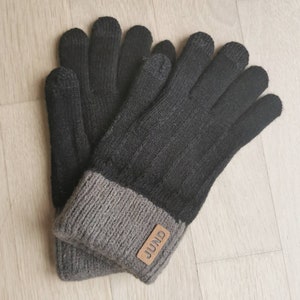 Schlichte zeitlose Damen Handschuhe für Herbst/Winter, dehnbar & warm, mit Touchscreen-Finger in Uni-Farben braun, natur, schwarz Schwarz