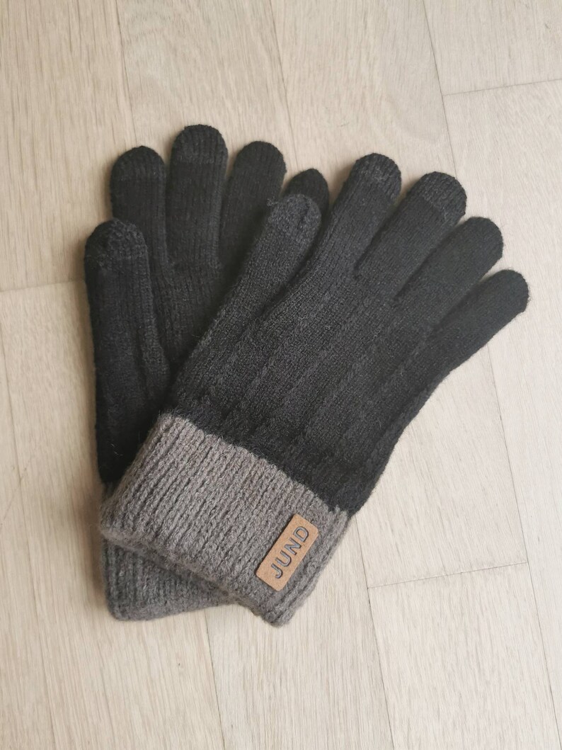 Schlichte zeitlose Damen Handschuhe für Herbst/Winter, dehnbar & warm, mit Touchscreen-Finger in Uni-Farben braun, natur, schwarz Schwarz