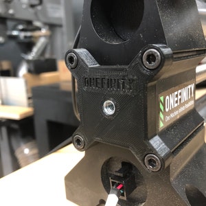 Onefinity Rail Mount Plate - 1/4"-20 thread (3d print)