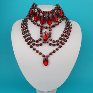 Handgemachte Premium Schliff Kristall Choker Halskette. Perfekt für Hochzeiten, Posieren, Burlesque, Karneval, Performer. Modeschmuck Made in UK