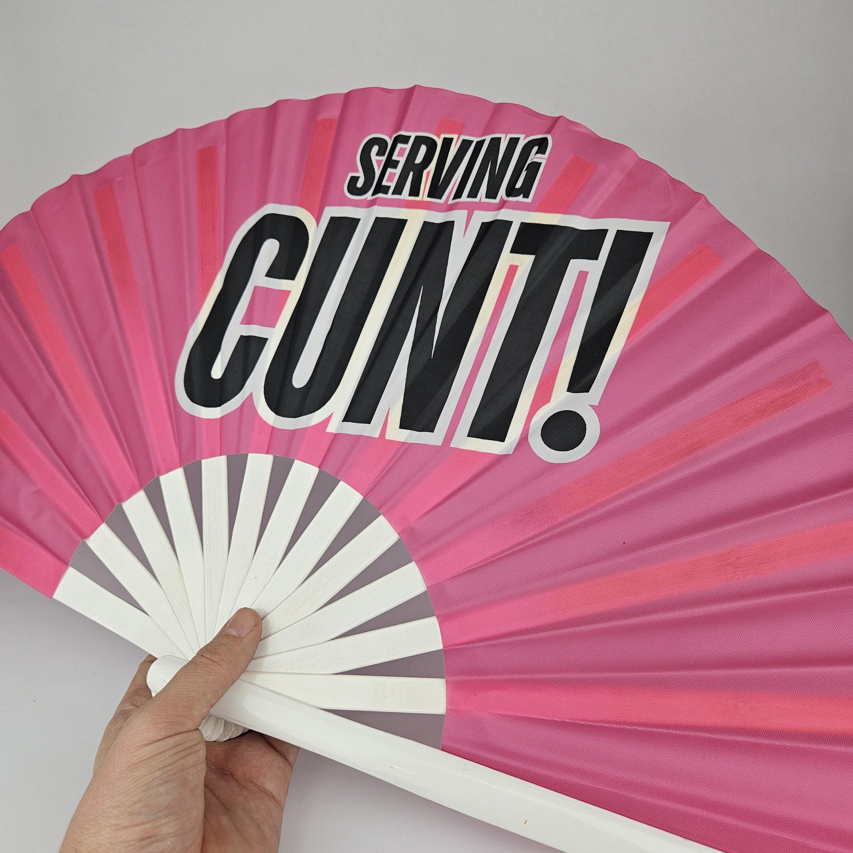 kakka fan様 UK Drip Fringe Sサイズ 割引18430円 SERVING CUNT Giant Bamboo Clack Fan, Including a Draw String Bag