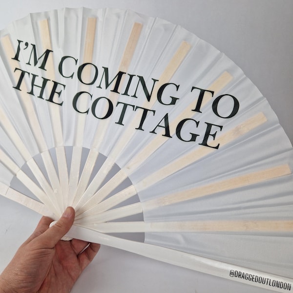 I'm Coming To The Cottage Riesen-Bambus-Klackfächer, inklusive Zugbeutel. Festivals Fan, Events Fan, Pride Fan, Leistungsfan