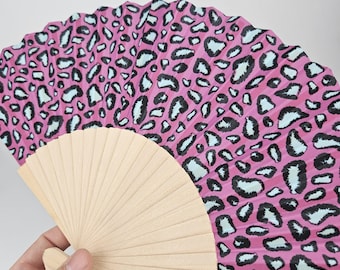 Abanico de mano con estampado de leopardo: abanico compacto de bambú para festivales, días festivos y verano.