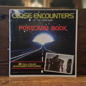 Close Encounters Of The Third Kind Postcard Book 1978