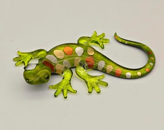 手吹きガラスのヤモリ：ミニグリーントカゲの置物 - Etsy 日本
