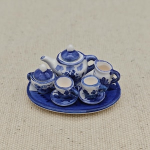 1:12 Puppenhaus Kaffeekanne, Miniatur Teekanne, Miniatur Getränke, Miniatur Kaffee Set, Puppenhaus Tee Set, weiss blau