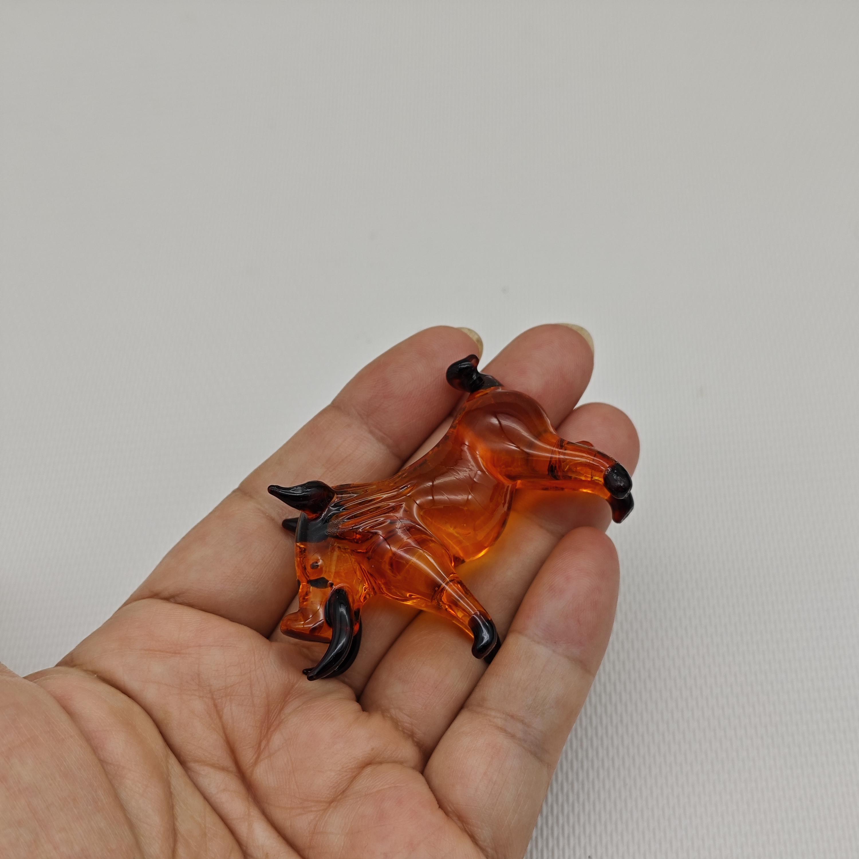 吹きガラスのイノシシの置物：ミニチュアコレクション彫刻 - Etsy 日本