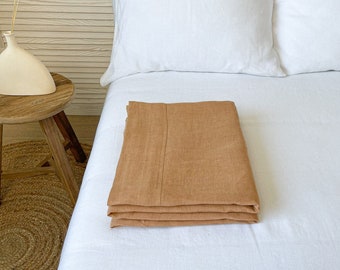 Lençol Boho em cor bege, roupa de cama de linho macio, roupa de cama de fazenda, roupa de cama sustentável, lençol plano queen, roupa de cama leve