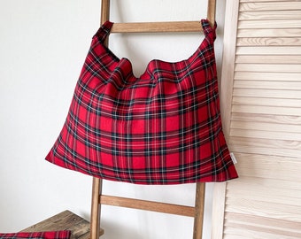 Hanging Laundry Bag in Tartan, Christmas Linen Laundry Bag, Scottish Laundry Organizer, Clothes Hamper, Zero Waste Laundry Bag