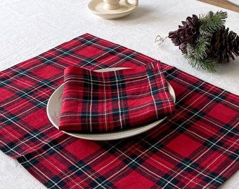 Tartan Napkins, Christmas Napkins set, Linen Table Napkins, Holiday Napkins, Xmas Plaid Napkins, Buffalo Napkins, Farmhouse Christmas