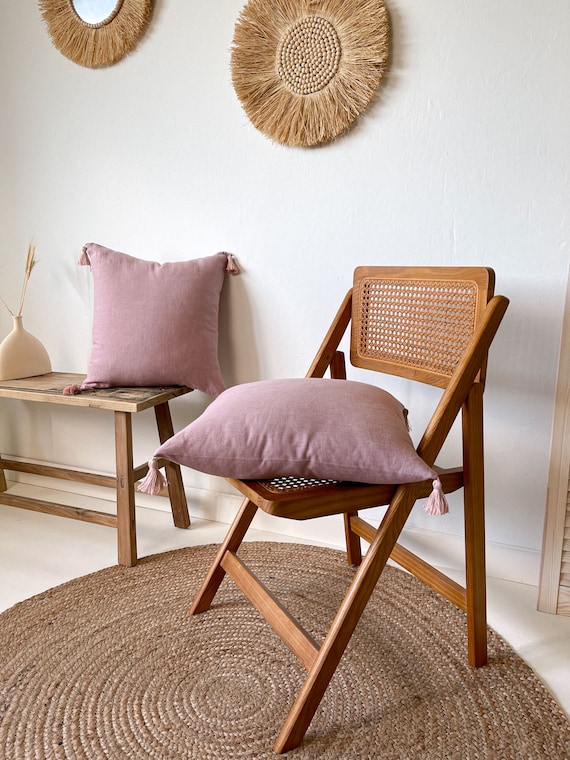 Dusty pink cushion covers top