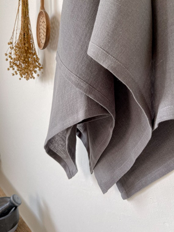Linen Dish Towel in Charcoal Gray | MagicLinen