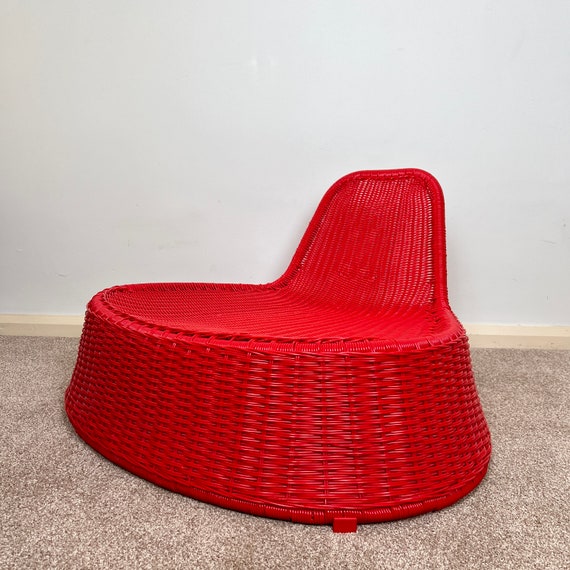 ikea plastic lounge chair