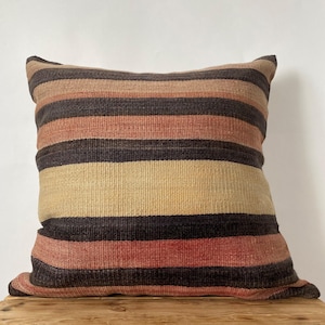 Kelim Kissen, 60 x 60 cm, türkisches Kissen, Dekokissen, Boho Kissen, Couchkissen, Kissenbezug, PE-2334