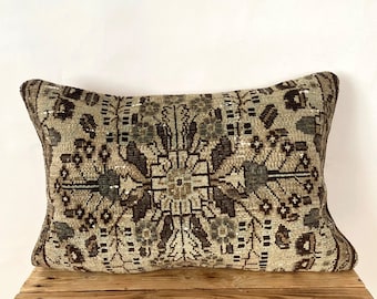 Persian Pillow Cover, 16” X 24” Decorative Pillow, Handmade Pillow, Couch Pillow, Boho Throw Pillow, Wool Pillow Cover, Sofa Cover, PE-1693