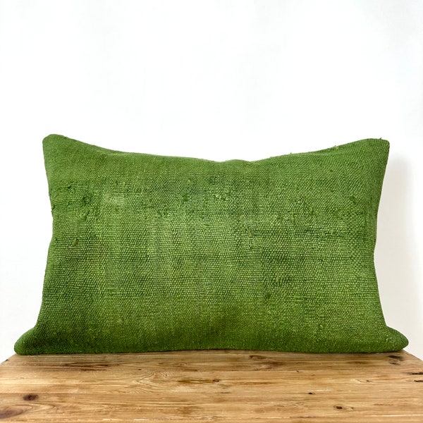 Green Hemp Pillow Cover, 16" x 24" Inches, Vintage Cushions, Couch Pillow, Decorative Pillow, Turkish Pillow, Home Decor, PE-3471