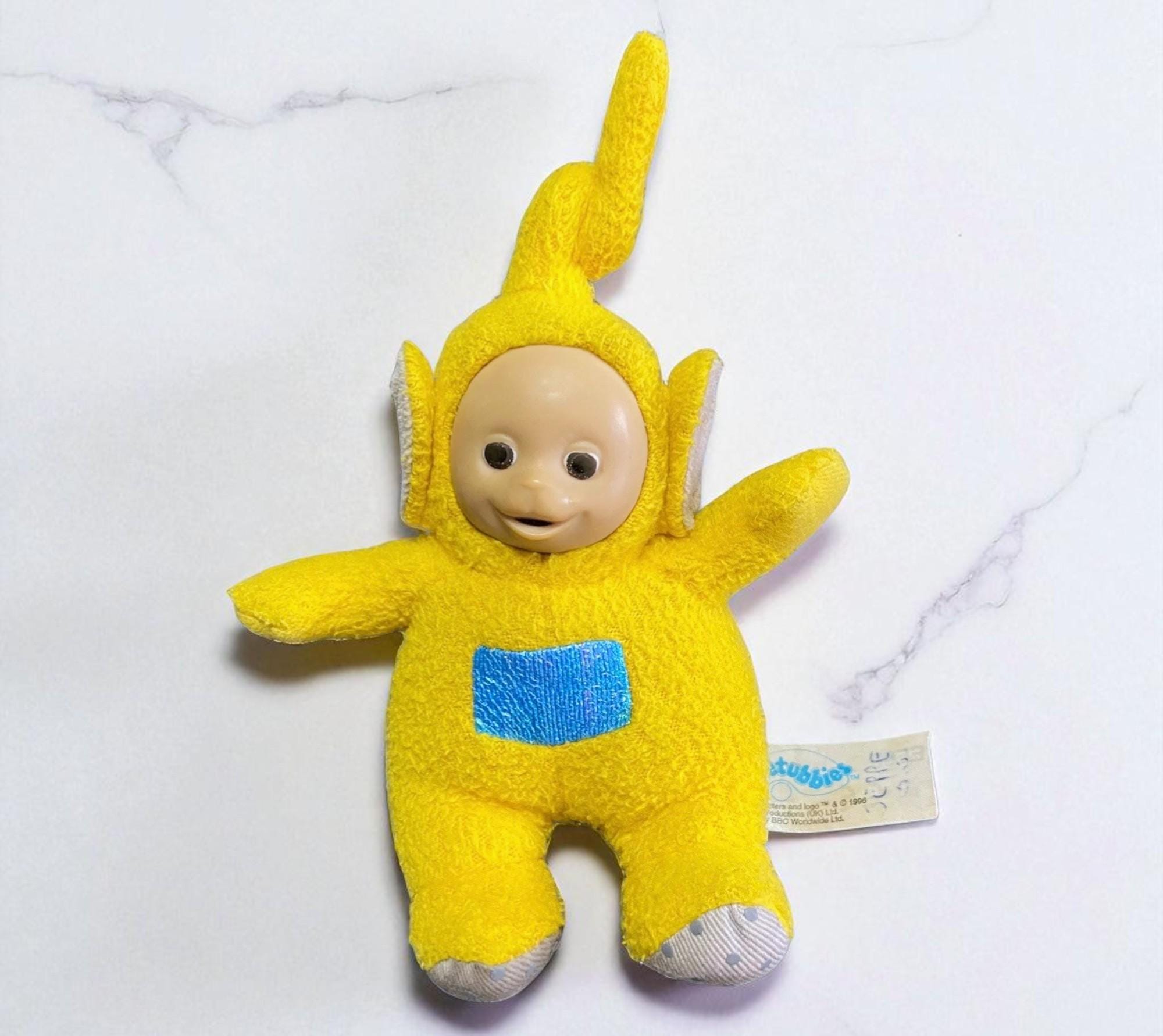 Vintage Teletubbies 1996 Laa-laa Stuffed Yellow Plush Doll