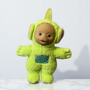 Vintage Dipsy Teletubbies Plush Green Collectible 90s TV Show Toy Nostalgia Gift