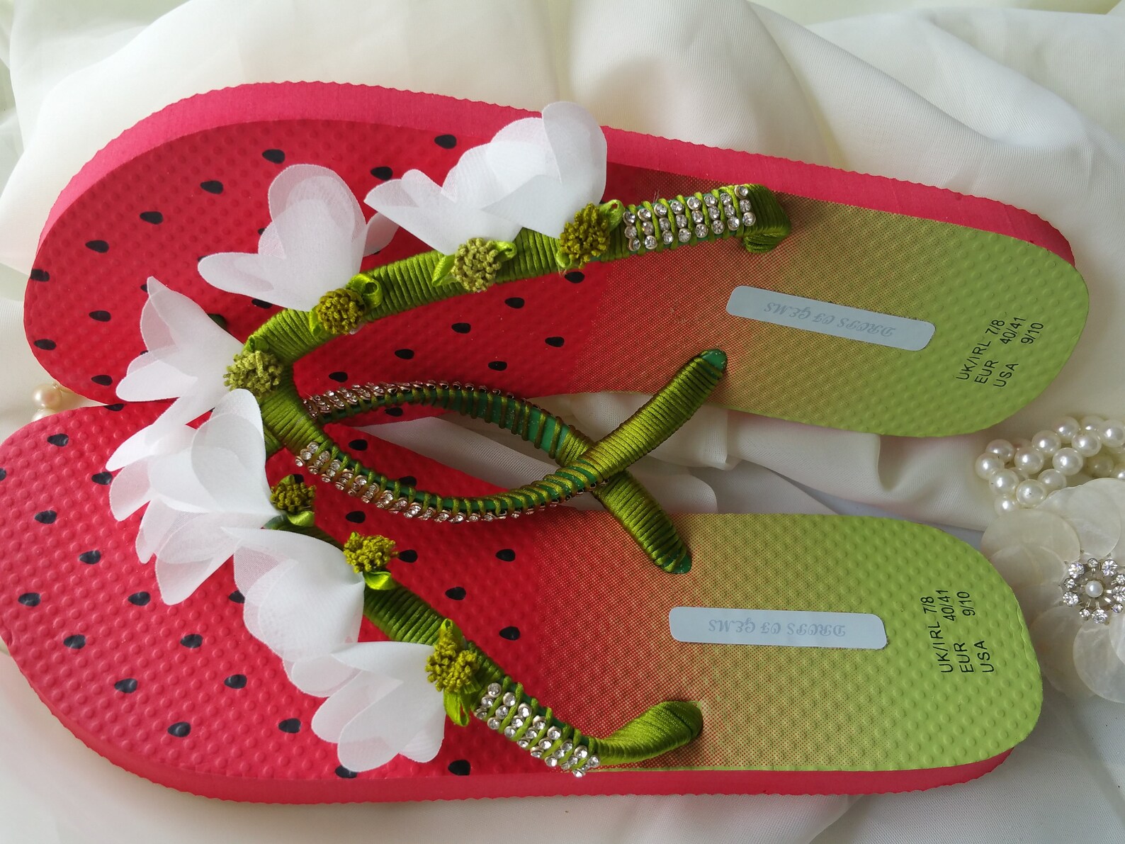 Embellished Flip Flops with Rhinestones and White Chiffon Flowers Leaves