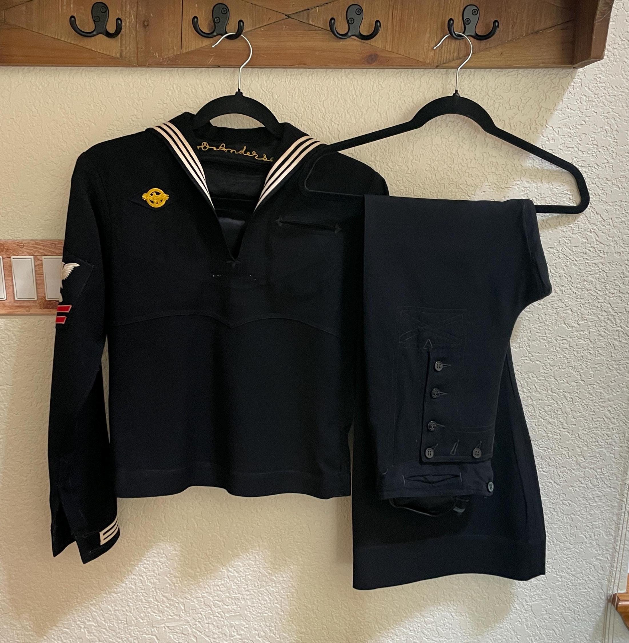 WWII US Navy Cracker Jack Dress Blue Service Uniform
