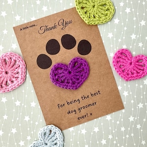 Carte et cadeau de remerciement toiletteur chien, cadeau du chien, câlin de poche toiletteur chien, cadeau attentionné, cadeau câlin au crochet, appréciation de toilettage de chien