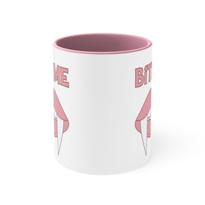 Mordez-moi tasse vampire | Mug Halloween rose image 3