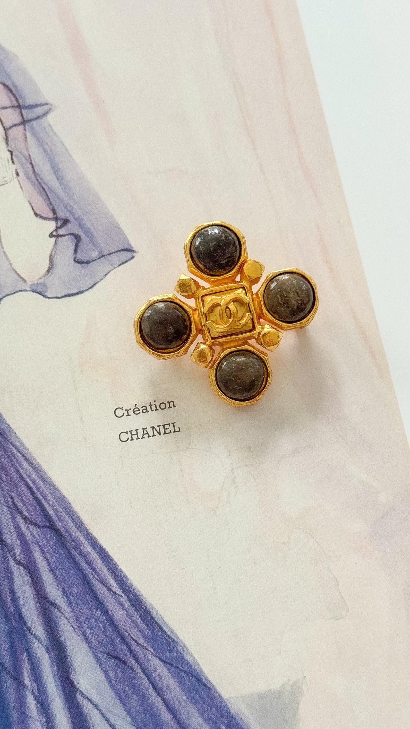Chanel Gripoix Brooch - Etsy