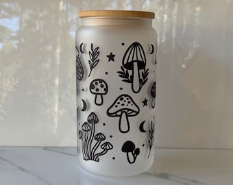 Mushroom frosted glass cup, mushroom glass tumbler, mushroom glass cup with bamboo lid and straw, Mushroom iced coffee glass, mushroom cup