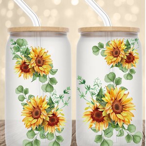 Sunflower and eucalyptus frosted glass tumbler, sunflower iced coffee glass, sunflower frosted glass tumbler, cup with lid and straw