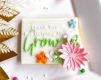 Sello de relieve para profesor: "Gracias por ayudarme a crecer". Sello de fondant inverso.