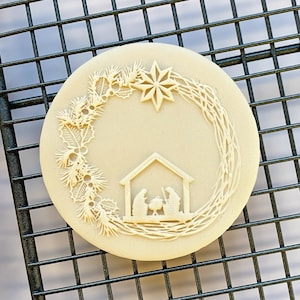 Christmas Reverse Embosser Stamp - Nativity Wreath Embosser