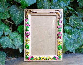 Hand Painted Wooden Photo Frame: Petrykivka Floral Art (4x6