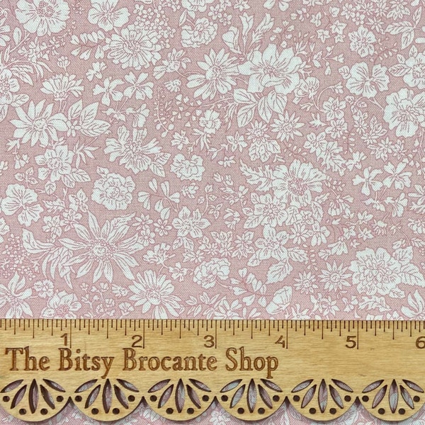Rose poudré - Liberty of London The Emily Belle Collection Lasenby Quilting Cotton : BTHY