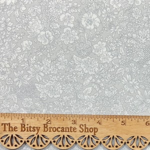 Silver Birch - Liberty of London The Emily Belle Collection Lasenby Quilting Cotton : BTHY