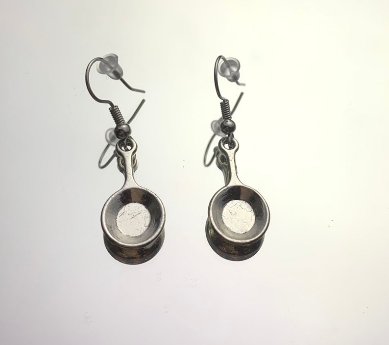 Silver Pan Earring