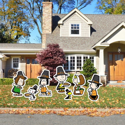 Peanuts Yard Decoration / Charlie Brown Thanksgiving / Charlie Etsy