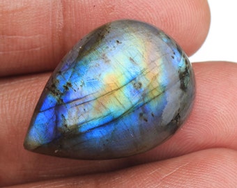 Labradorita azul llamativa: corte cabujón de pera, cristal curativo