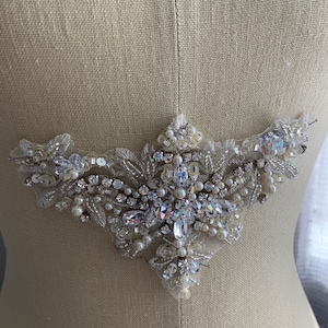 Antique-Inspired Applique