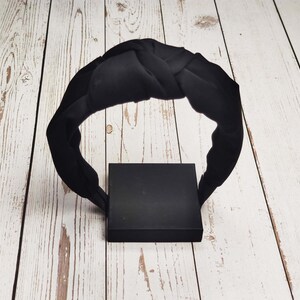 If you are looking for a stylish, fashionable, and practical hairband that you can wear both day and evening, then check out these black twist knot headbands! They are made from soft and comfy viscose crepe material.