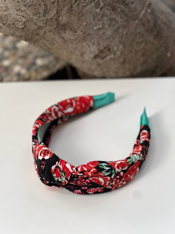 Knotted Headband: Women display picture 2