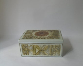 Porcelain Box by Kari Christensen for Aluminia Denmark 1966 Hand