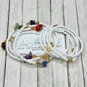 Chakra Gemstone Waist Bead Set - Handmade Stretch Weightloss Tracker - Matte White & Gold Belly Beads w/crystals and clasp - Luxe Adornments