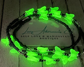 Glowing Butterfly Waist Beads - Purple Stretch Belly Chain w/ Clasp - Self love body jewelry - Handmade gift for her - weight loss - Glow