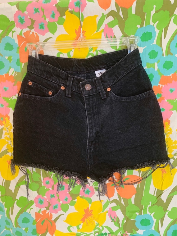 Vintage High Waisted Shorts 512 Black Levi’s
