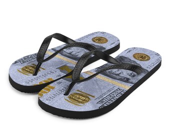 female gucci flip flops