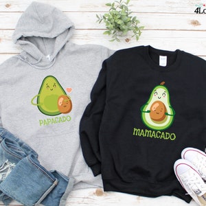 Mamacado & Papacado Hoodies, Avocado Couple Pregnancy Announcement Sweatshirt, Pregnancy Long Sleeve Shirt, Pregnancy Gift, Baby Shower Gift