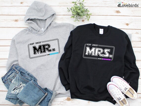 Mr and top mrs hoodies disney