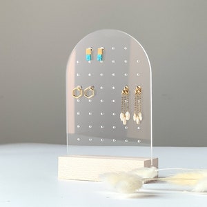 PEGGY ARCH | Acrylic Earring Display, Earring Holder, Earring Organizer, Jewelry Display, Jewelry Organizer, Pegboard, Stud Earring Holder