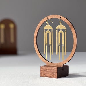 SARA |  Earring Display, Earring Holder, Earring Organizer, Jewelry Display, Gift for Her, Craft Fair Display, Earring Stand, Circle Display