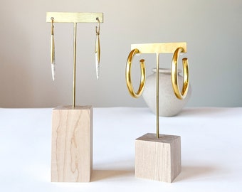 ISABELLA | Brass and Wood T-Bar Earring Display, Earring Stand, Jewelry Display, Gold Earring Holder, Earring Display Stand, Maple, Walnut